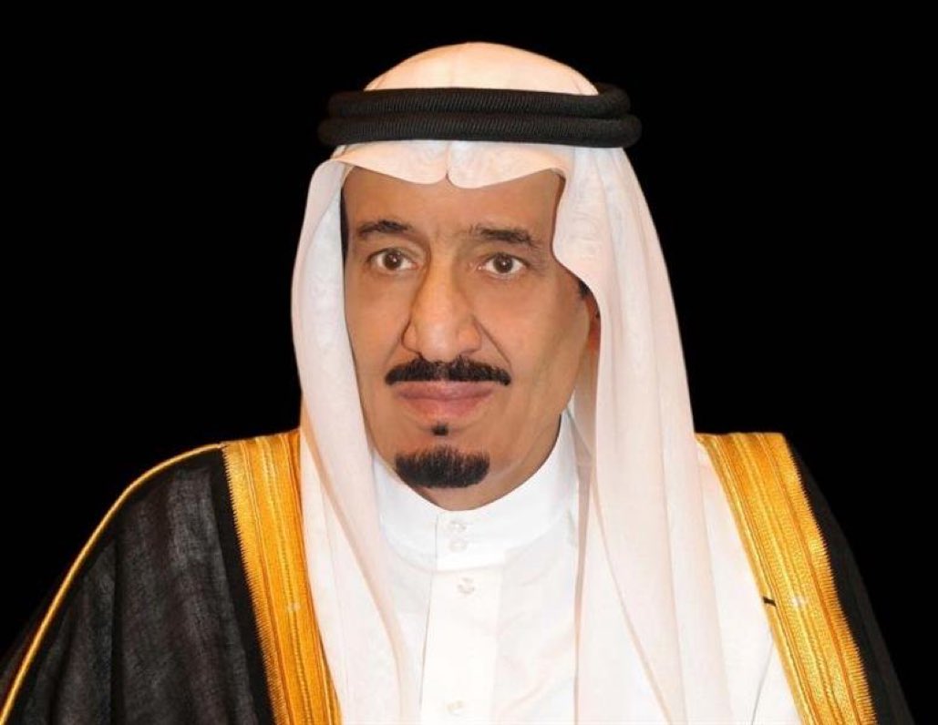 خادم الحرمين الشريفين يصل الرياض قادماً من مملكة البحرين