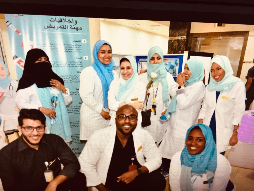 تمريض مستشفى شرق جدة يحتفي باليوم العالمي للتمريض