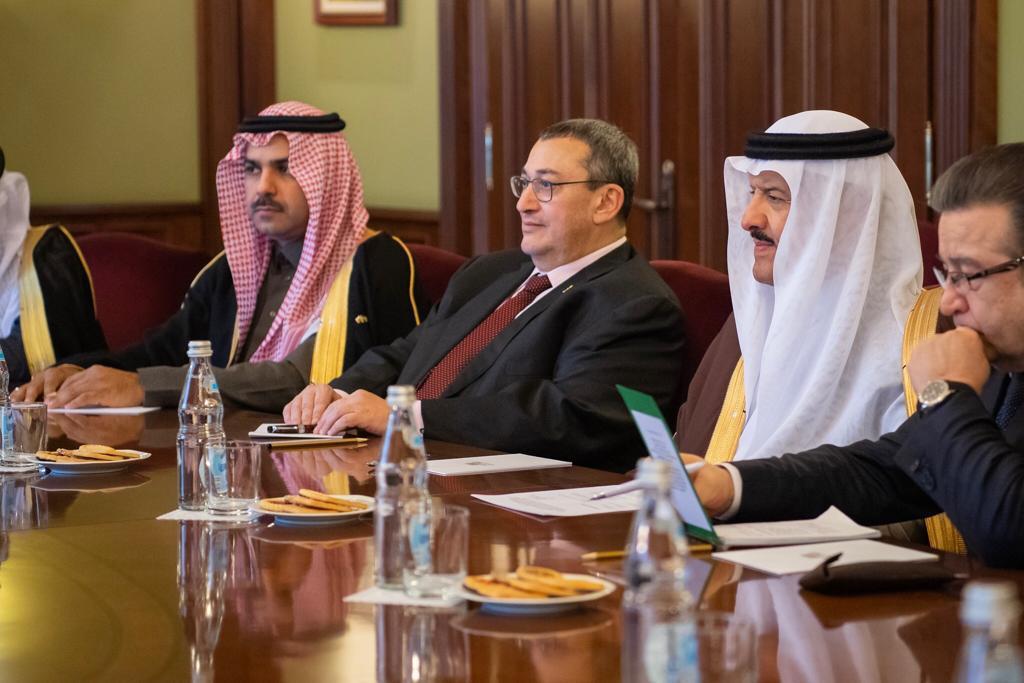 نائب رئيس الوزراء الروسي يستقبل الأمير سلطان بن سلمان