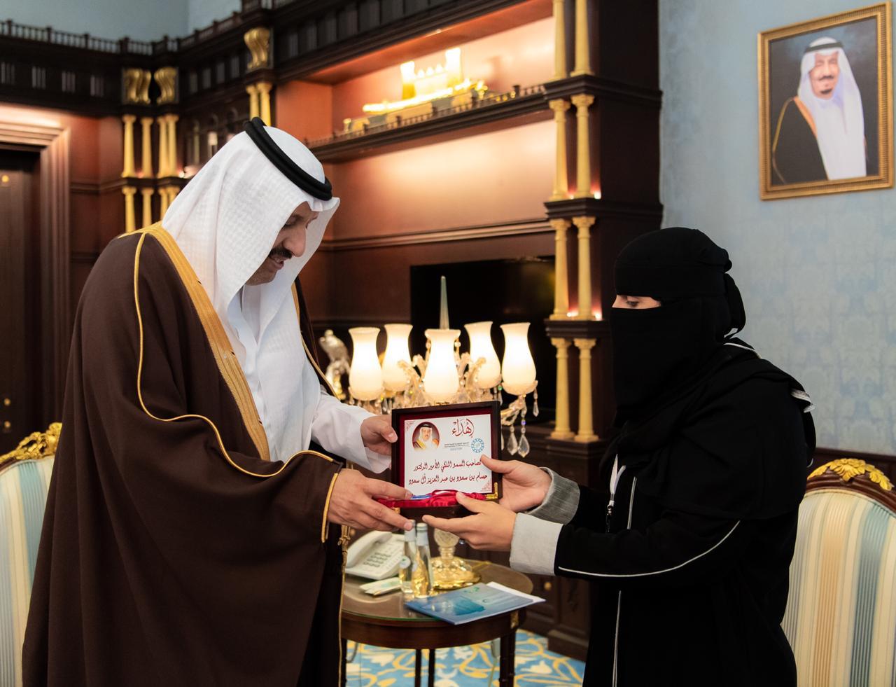 جستر الباحة تمنح صاحب السمو الملكي الأمير حسام بن سعود بن عبدالعزيز العضوية الفخرية