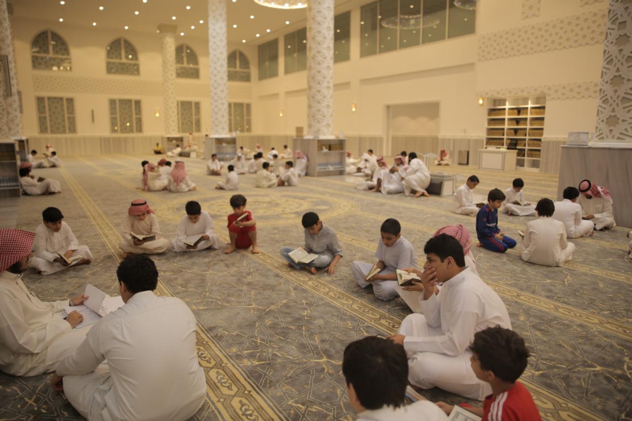 أكثر من 100 طالب من طلاب «جمعية تراؤف» يشاركون في دورة الشريع القرآنية