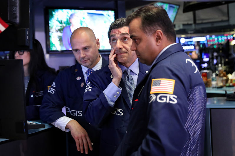 الأسهم الأمريكية تغلق مرتفعة مع ترقب المستثمرين لاجتماع ترامب وشي