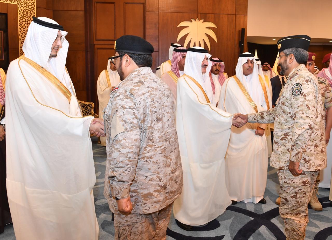 الأمير سعود بن نايف والأمير أحمد بن فهد يستقبلان المهنئين بعيد الفطر المبارك