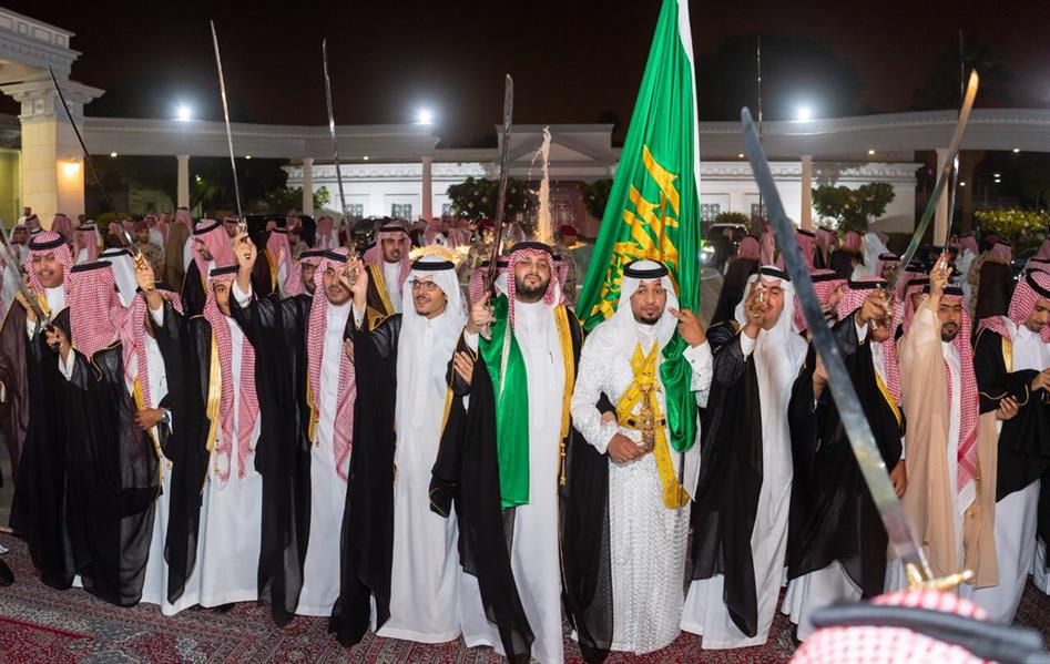 شاهد.. عضو مجلس الوزراء الأمير تركي بن محمد بن فهد يحتفل بزواجه‎