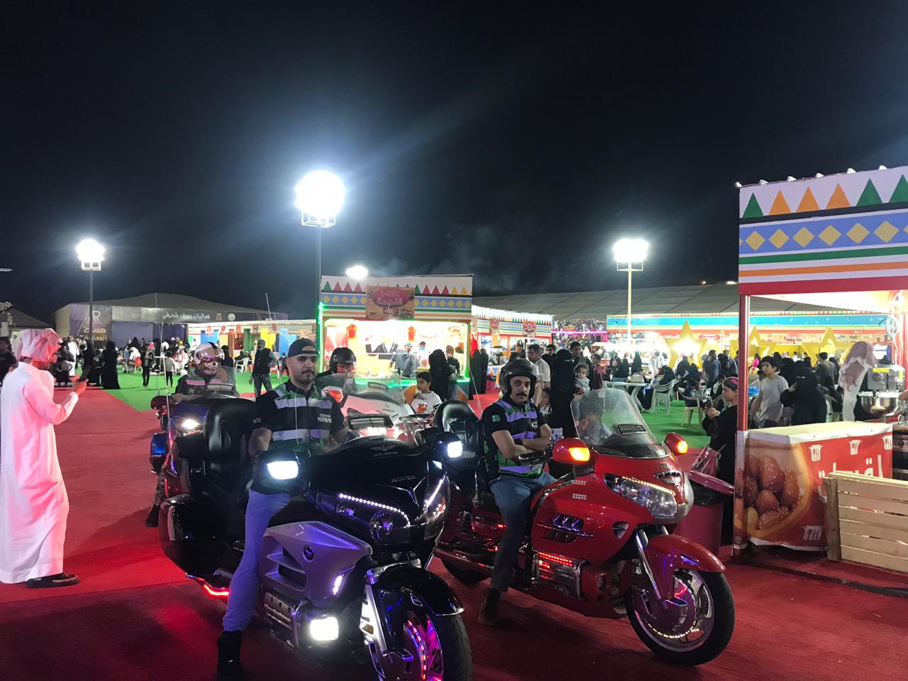 عروض الدراجات النارية تبهر زوار مهرجان صيف بلجرشي