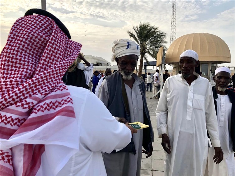 إدارة شؤون الحج والعمرة تستمر في وداع المعتمرين بميناء جدة الإسلامي