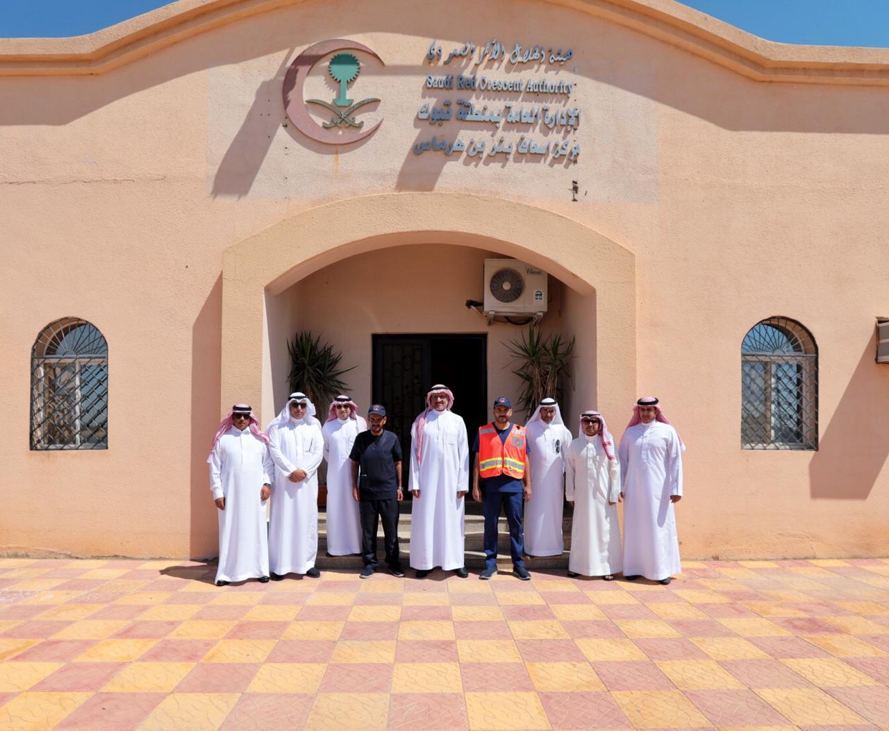  رئيس هيئة الهلال الأحمر السعودي  بزيارة تفقدية للخدمات الإسعافية بمنطقة تبوك