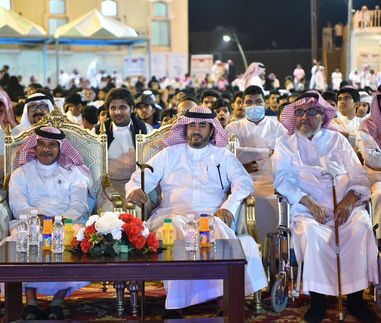 وكيل إمارة الباحة يزور مهرجان الأطاولة: وبن عوير يشدوا بألحانه العذبة