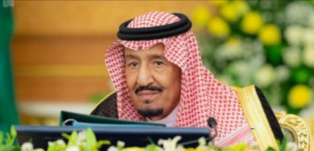 الملك سلمان يوجه باستضافة 2000 حاج من أسر شهداء الجيش اليمنى