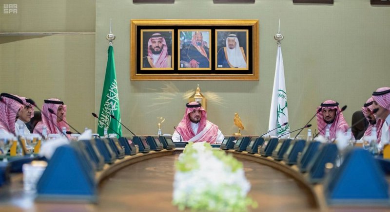 وزير الداخلية يدشن خدمة “إصدار وتجديد بطاقة الهوية الوطنية” خارج السعودية