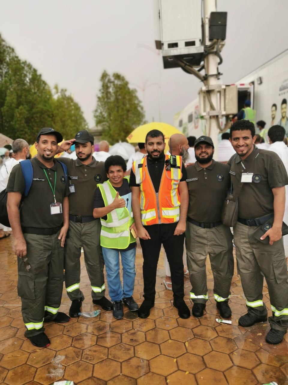 فريق(‏لنسعد التطوعي) تشارك الأهلية في منطقة جازان فرحة العيد