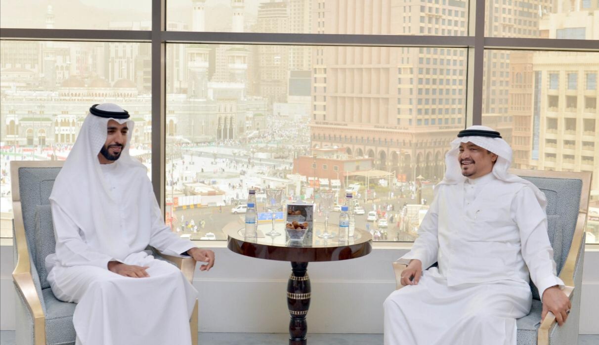 وزير الحج والعمرة الدكتور محمد صالح بنتن   يلتقي سفير دولة الإمارات لدى المملكة  