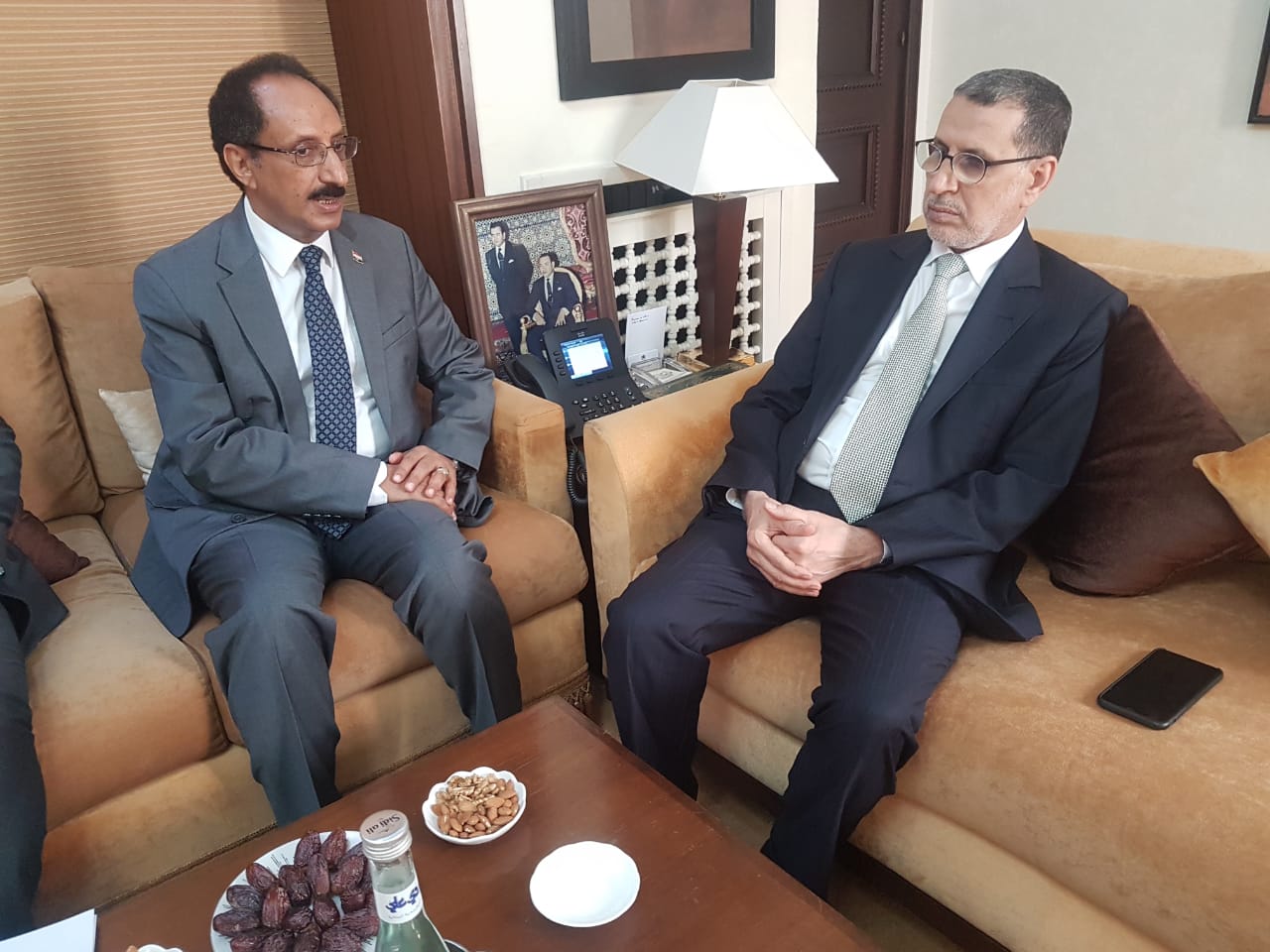رئيس الوزراء المغربي يستقبل سفير اليمن في الرباط