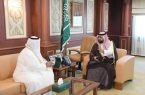 سمو الأمير محمد بن عبدالعزيز يستقبل مدير عام البريد السعودية بالمنطقة