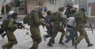 قوات الاحتلال تعتقل فلسطينيًا من القدس المحتلة