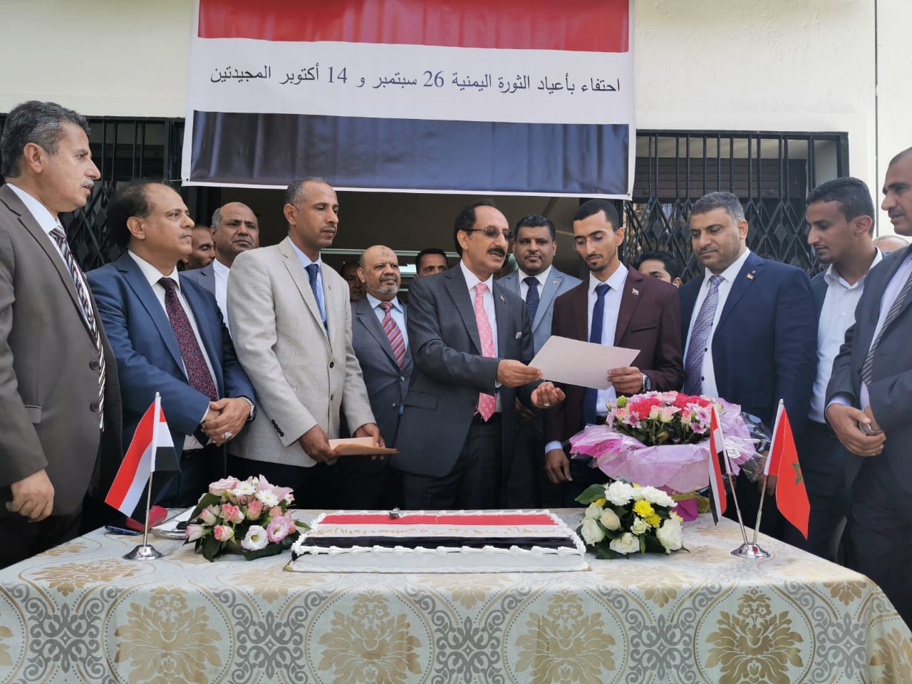 السفارة اليمنية في المغرب تكرم مخترع يمني يبدع باختراع جهاز حماية من الحريق والغاز المتسرب