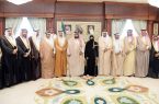 سمو الأمير محمد بن عبدالعزيز يلتقي وفد مجلس الشورى