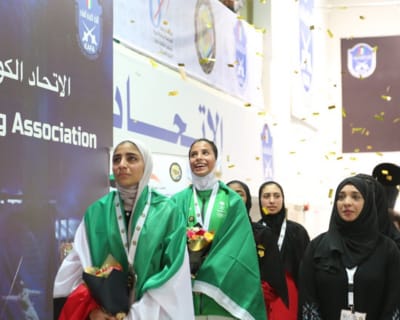 الحماد: لاعبة المنتخب السعودي تُحقق أول ذهبية “نسائية” في الدورة الرياضية بالكويت
