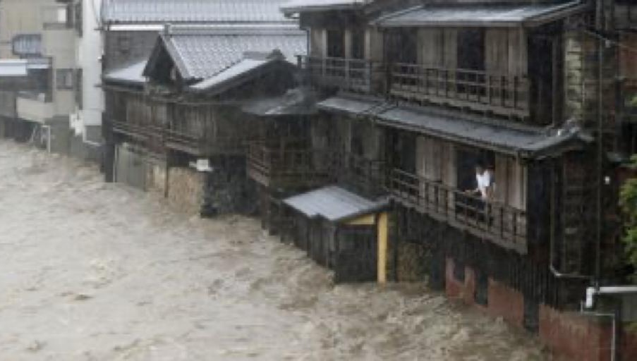 إعصار “هاجيبيس” فى اليابان ارتفاع ضحايا إلى 35 قتيلا و71 مفقودا