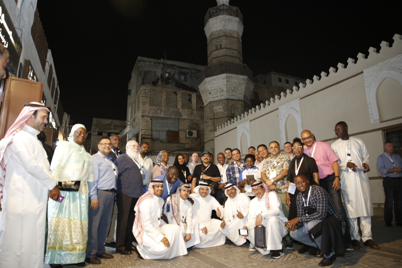 500 زائر من 60 دولة يتعرفون على الثقافة السعودية في جدة التاريخية
