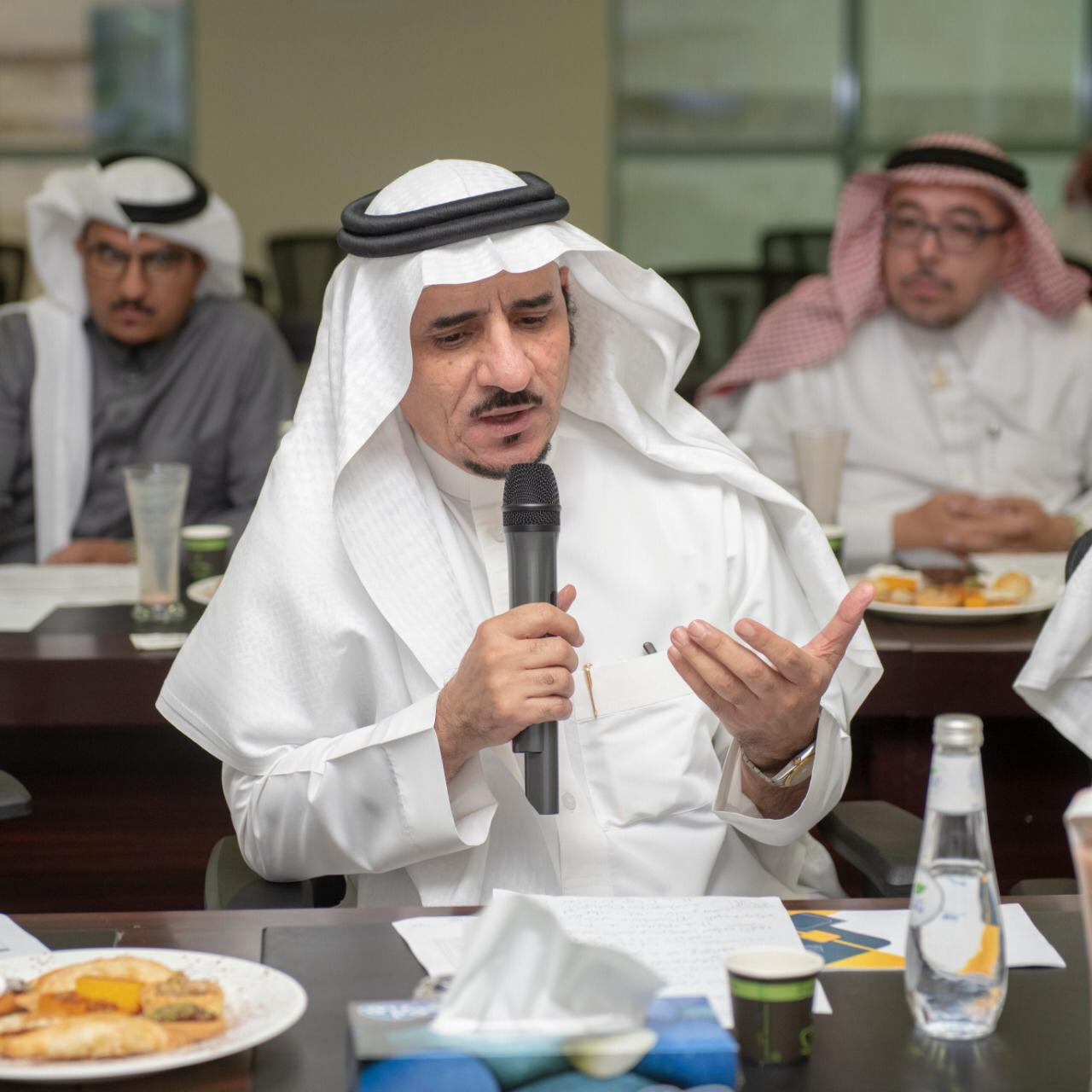 رعى معالي مدير جامعة الباحة اللقاء الأول لبيوت الخبرة بمعهد الدراسات والخدمات الاستشارية بالجامعة 
