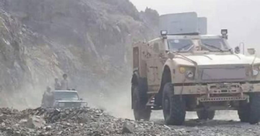 قوات الجيش اليمنى تسقط طائرة مسيرة حوثية شمال شرقى محافظة تعز