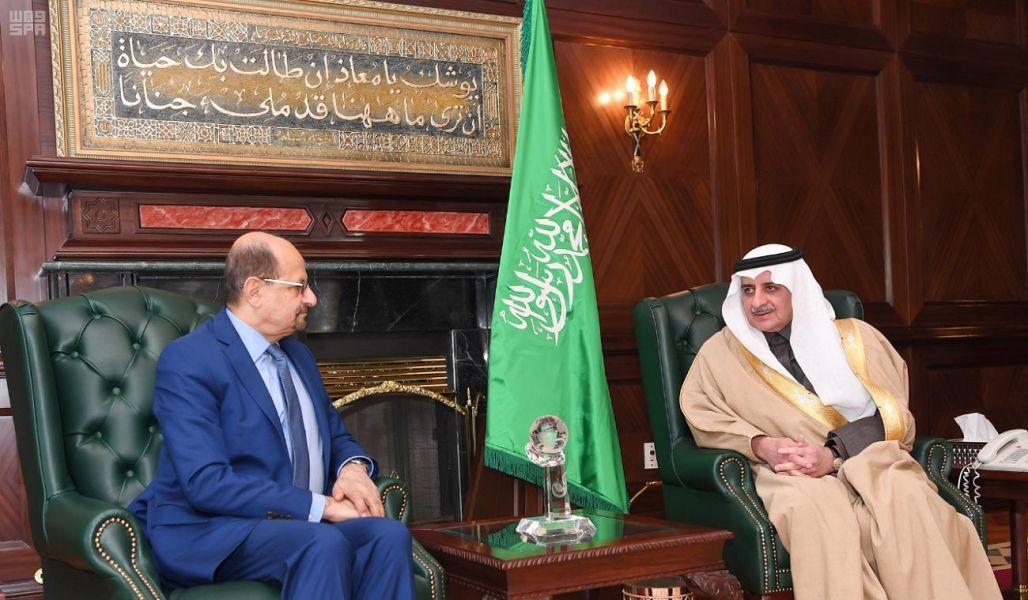 سمو أمير منطقة تبوك يستقبل سفير اليمن لدى المملكة