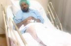 الزميل ” أبو شملة ” يجرى عملية جراحية بمستشفى أبها الخاص