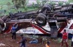 “سكاى نيوز”مصرع 24 وإصابة 13 شخصا فى سقوط حافلة فى إندونيسيا