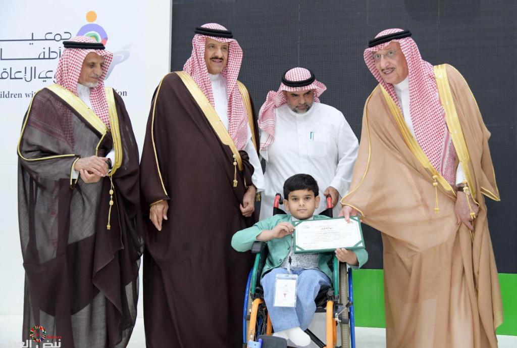 الطالب عسيري يحقق المركز الأول  في مسابقة الأمير سلطان بن سلمان للأطفال المعاقين