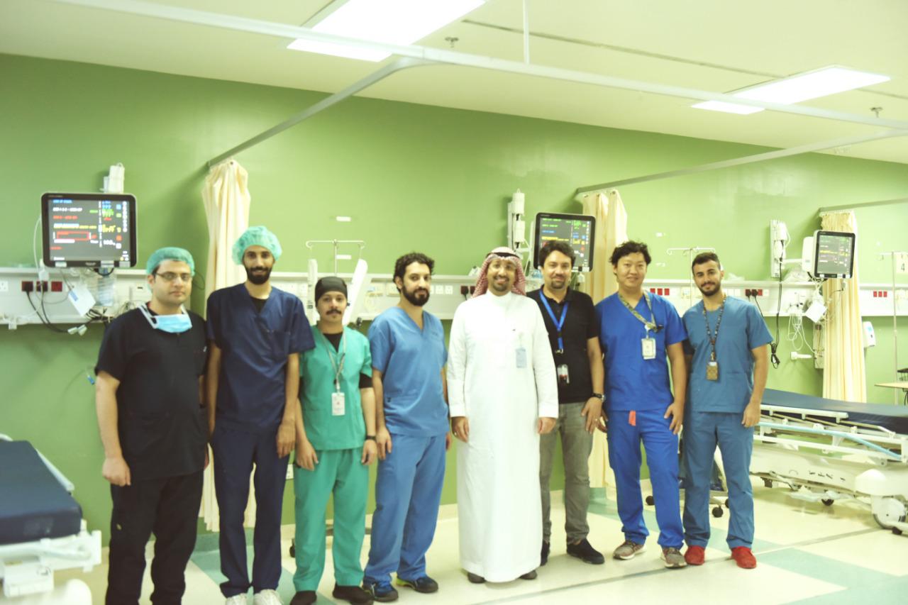 فريق طبي بمستشفى شرق جدة ينجح في إجراء عملية جراحيه لإصلاح كتف متهتك