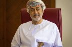 سلطان عمان يصدر مرسوماً سامياً بتغيير علم السلطنة ونشيدها
