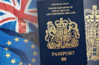 المملكة المتحدة تعود للجواز الأزرق بعد توقف 30 عاماً