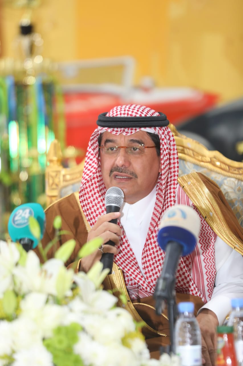 الأمير أحمد يتوج الفائزين في مسابقة مهرجان الدرعية للسيارات الكلاسيكية 2020
