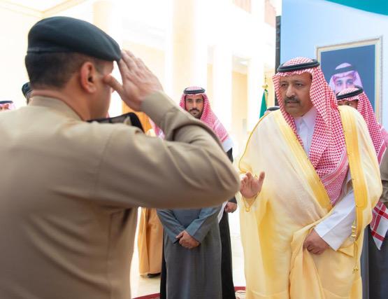 أمير الباحة يستقبل المعزين في وفاة الأمير طلال بن سعود
