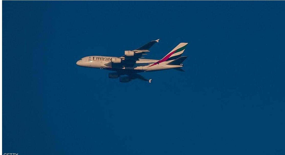 طيران الإمارات تعلق رحلات نقل الركاب بشكل مؤقت