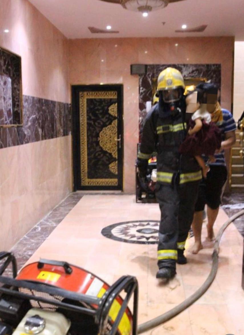 مدني مكة يسيطر على حريق بالشوقية