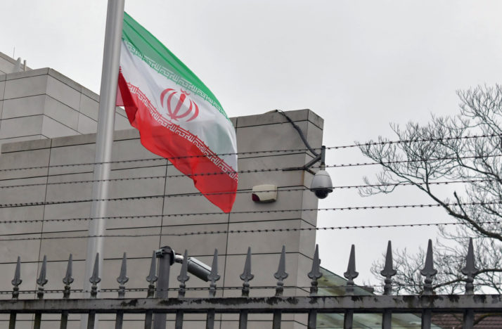 إيران تفرج عن 85 ألف سجين بسبب فيروس “كوفيد 19”