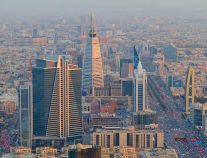 بلومبيرغ: السعودية كسبت معركة النفط واستفادت في السوق