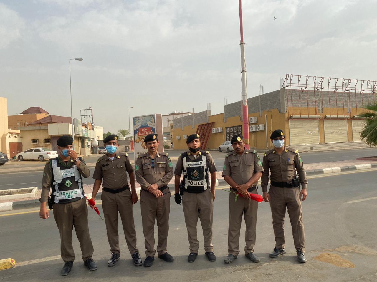 “بوست ” تعايد رجال الأمن في الميدان بمحافظة أبوعريش