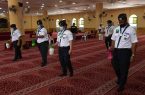الفرق الكشفية التطوعية تُشارك في تجهيز الجوامع والمساجد