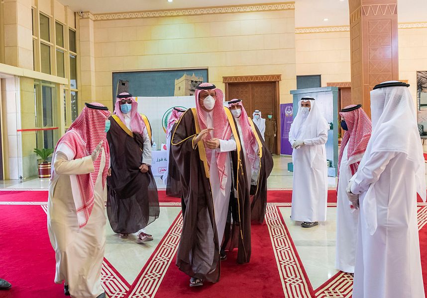 سمو أمير الباحة يهنئ منسوبي الإمارة بمناسبة عيد الفطر المبارك