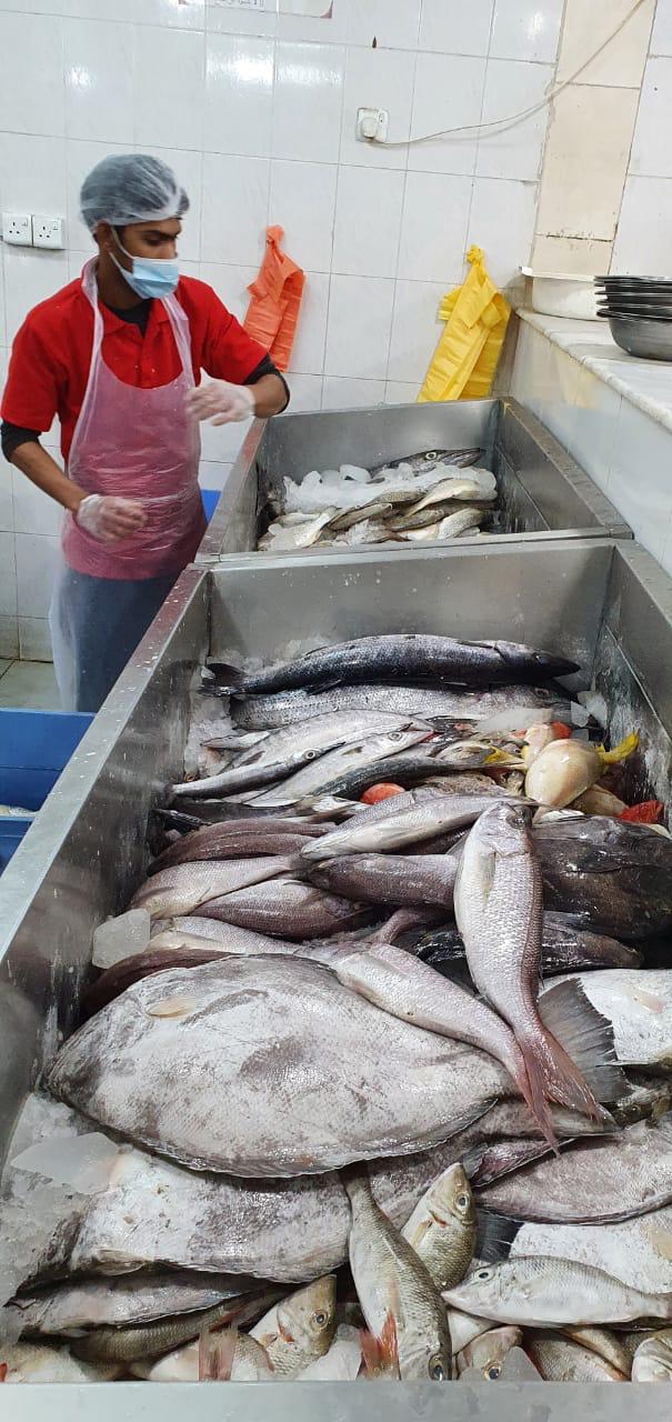 أمانة عسير تكثف جولاتها الرقابية على أسواق الخضار و الأسماك بمدينة أبها