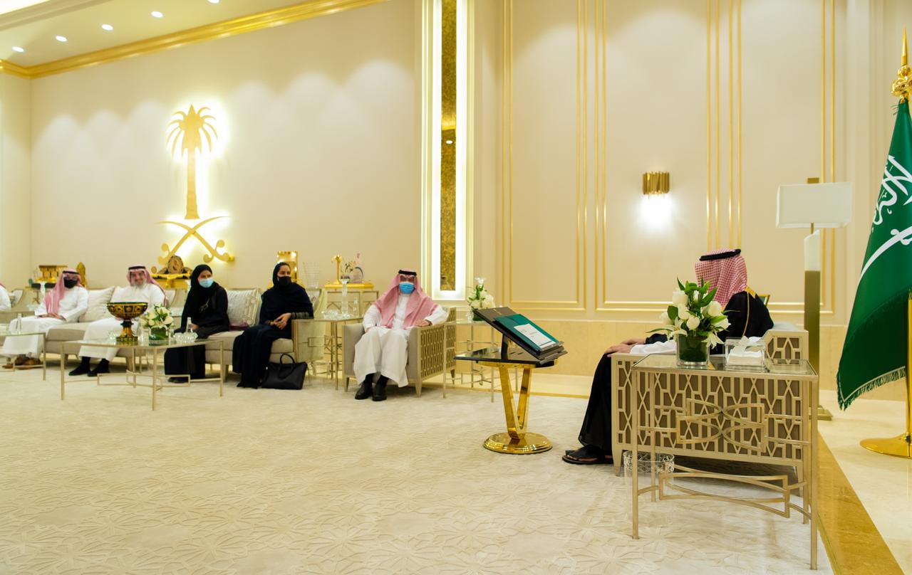 أمير منطقة الباحة يستقبل الرئيس التنفيذي للصندوق التنمية السياحي