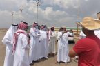 محافظ القرى يقف على استعدادات مهرجان الرمان الوطني