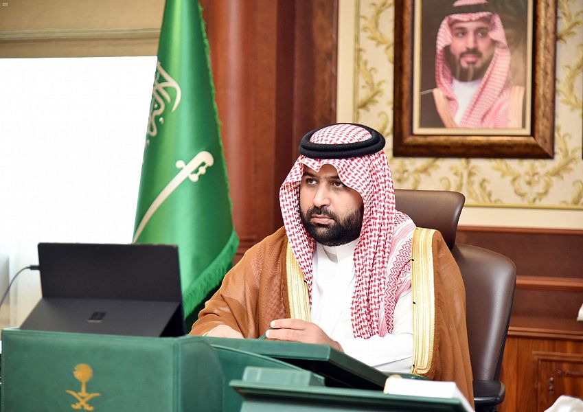 الأمير محمد بن عبدالعزيز يُدشن برنامج المسعف الإلكتروني بمنطقة جازان