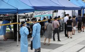 كوريا الجنوبية تسجل 198 إصابة جديدة بفيروس كورونا
