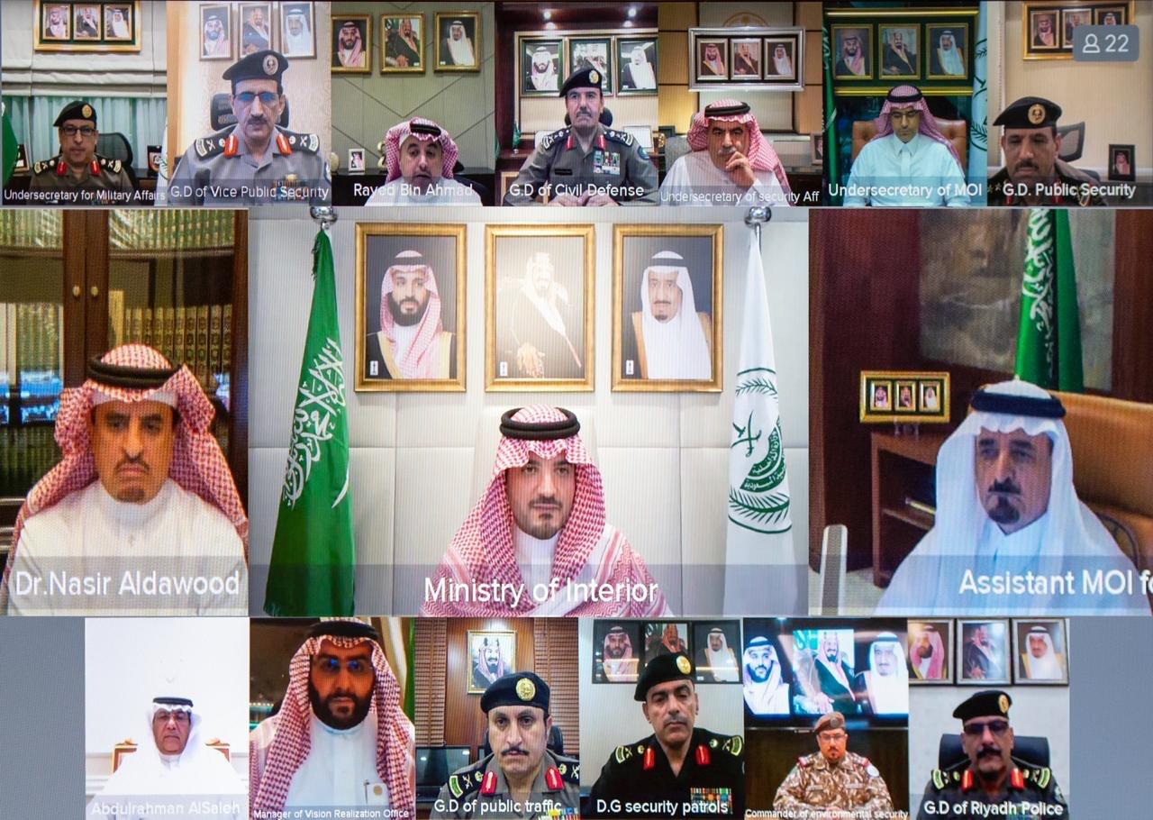 سمو الأمير عبدالعزيز بن سعود بن نايف يدشن مركز العمليات الأمنية الموحدة (911) بمنطقة الرياض