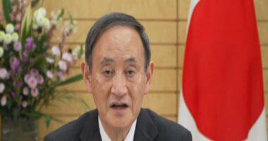 رئيس وزراء اليابان يهنئ بايدن ويأمل بتعزيز التحالف الثنائى