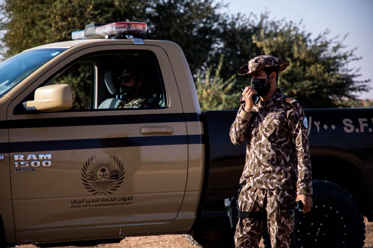 القوات الخاصة للأمن البيئي تعثر على مفقودين بمحمية حرة الحرة بطريف